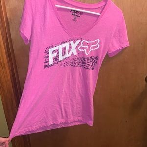 Fox v-neck tshirt